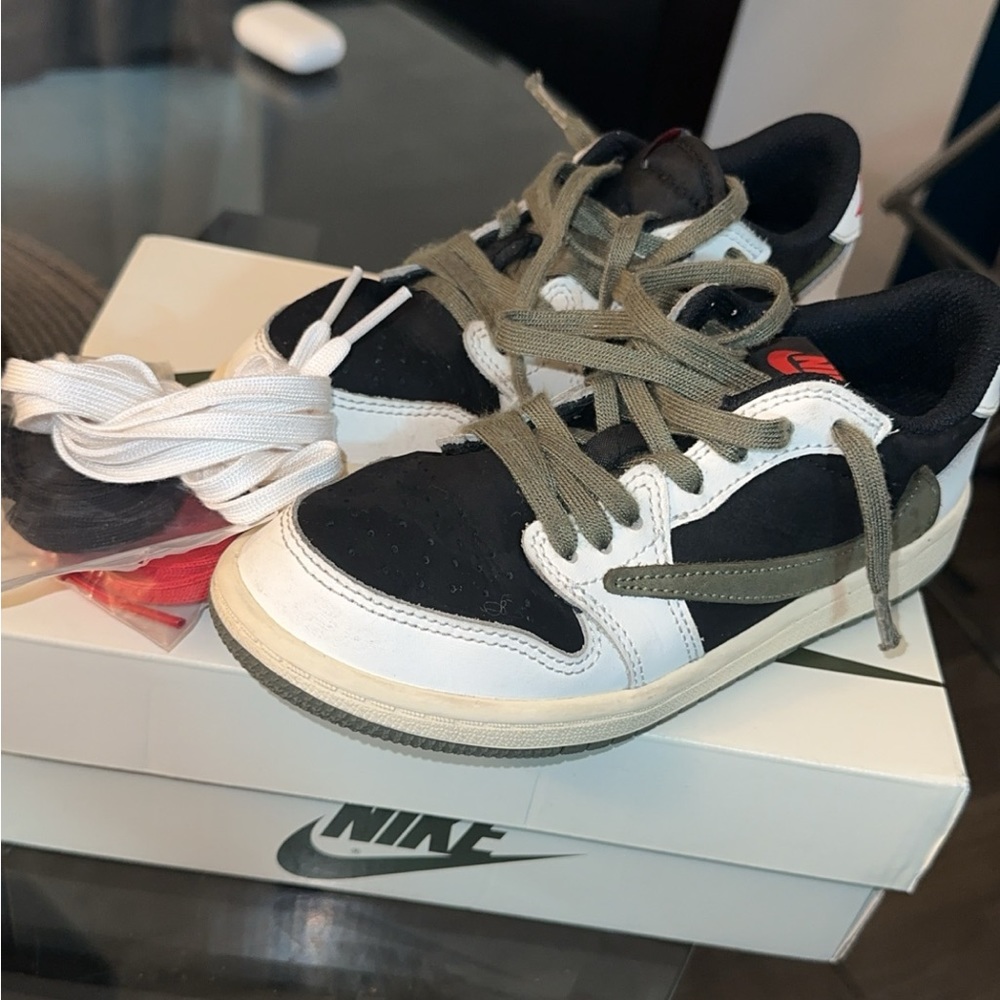 Travis Scott Dunks
